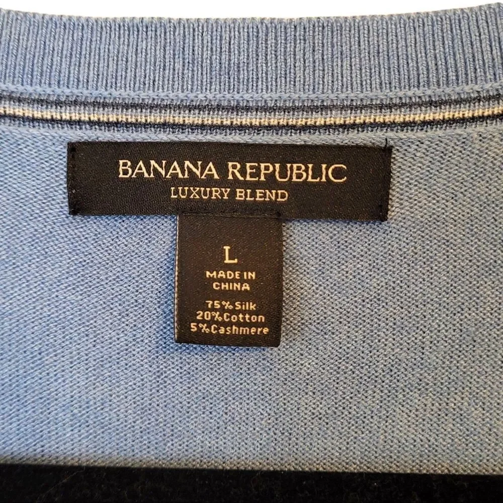 Banana Republic Men's Light Blue Luxury Blend V Neck Sweater Size L